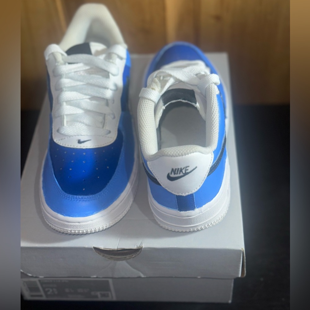 Force 1 LE
(PS) - Picture 2 of 8